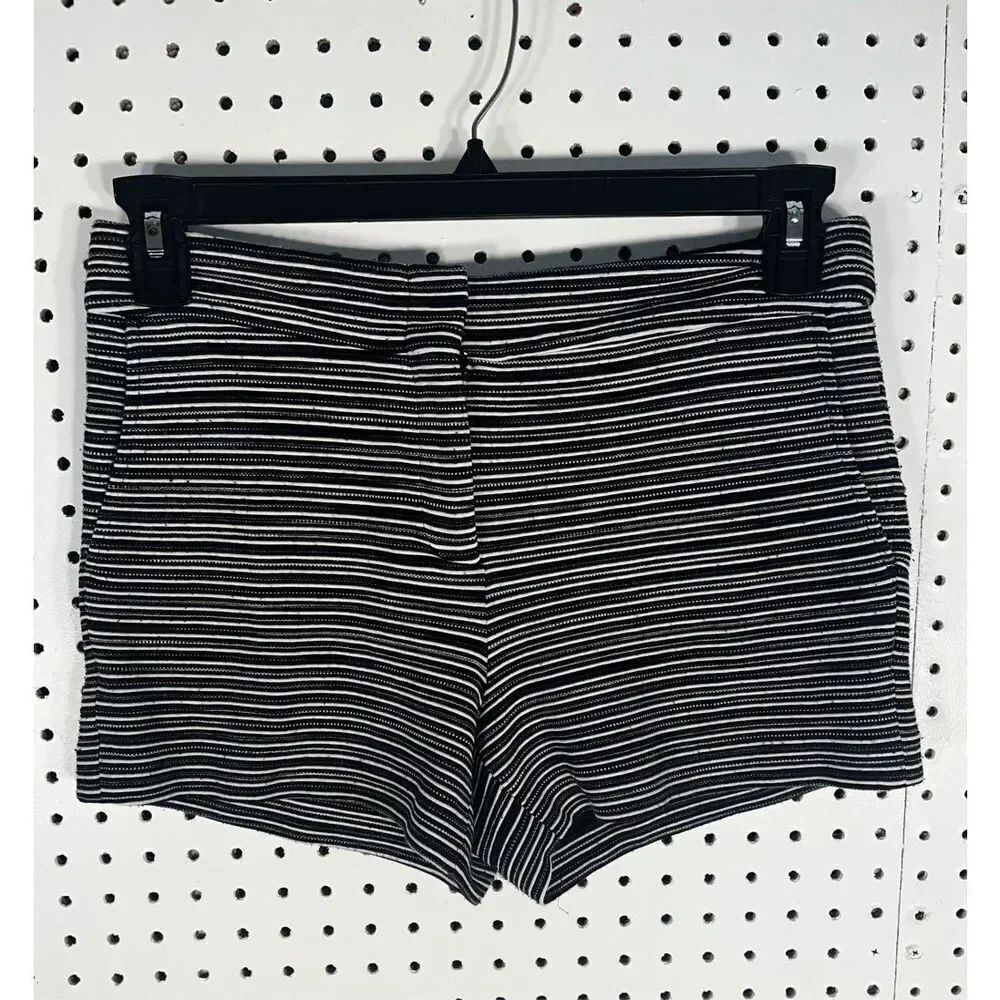 BCBGMAXAZRIA shorts 